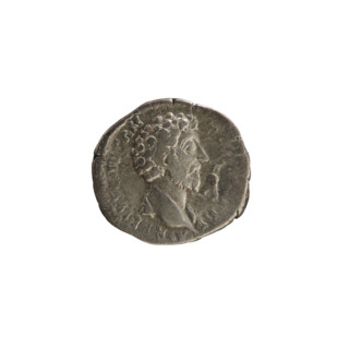 denarius, Antoninus Pius (86–161; Roman Emperor 138–161); obverse: head of Marcus Aurelius (heir to