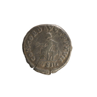 Denarius of Marcus Aurelius (121–180; Roman emperor 161–180), 162–163, Rome. Obverse: Head of