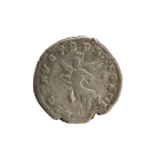 denarius, Marcus Aurelius (121–180; Roman emperor 161–180); obverse: head of Marcus Aurelius with
