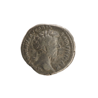 Denarius of Marcus Aurelius (121–180; Roman emperor 161–180). Obverse: Head of M. Aurelius in a