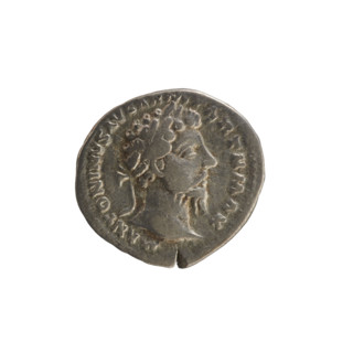 Denarius, Marcus Aurelius (121–180; Roman emperor 161–180). Obverse: head of Marcus Aurelius with a