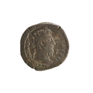 Denarius, Marcus Aurelius (121–180; Roman emperor 161–180). Obverse: head of Marcus Aurelius with a