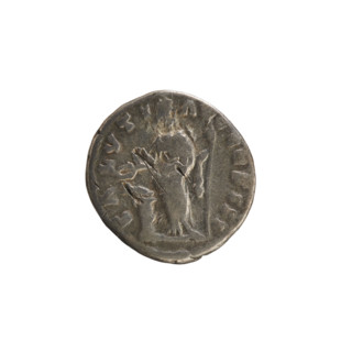 denarius, Marcus Aurelius (121–180; Roman emperor 161–180); obverse: head of Marcus Aurelius with a