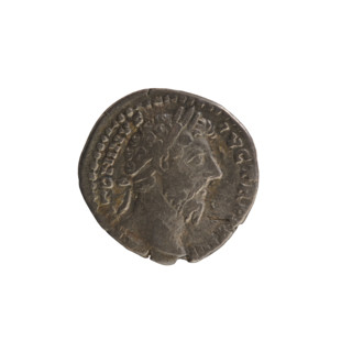 Denarius, Marcus Aurelius (121–180; Roman emperor 161–180). Obverse: Head of Marcus Aurelius with a