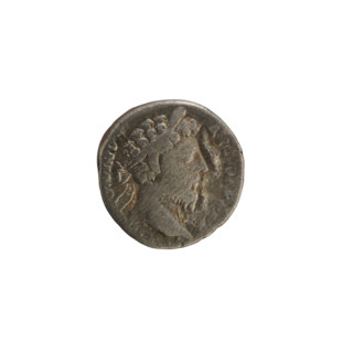 Denarius, Marcus Aurelius (121–180; Roman emperor 161–180). Obverse: Head of Marcus Aurelius with a