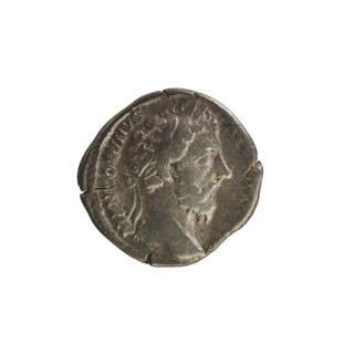 Denarius of Marcus Aurelius (121–180; Roman emperor 161–180). Obverse: Head of Marcus Aurelius with