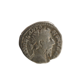 Denarius of Marcus Aurelius (121–180; Roman emperor 161–180). Obverse: Head of Marcus Aurelius in a