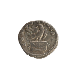 Denarius, Commodus (161–192; Roman emperor 177–192), posthumous issue for Marcus Aurelius (121–180;