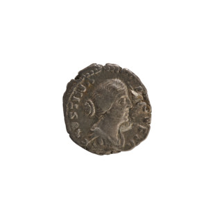 Denarius, Antoninus Pius (86–161; Roman emperor 138–161) and Faustina the Younger (ca. 130–176;