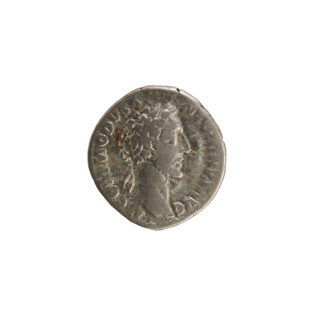 denarius, Commodus (161–192; Roman emperor 177–192), imperial busts, Commodus — iconography;