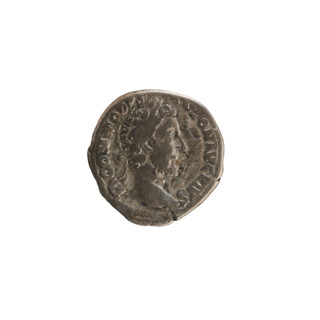 Denarius, Commodus (161–192 CE). Obverse: Emperor's head right, laurel wreath; legend M COMMOD