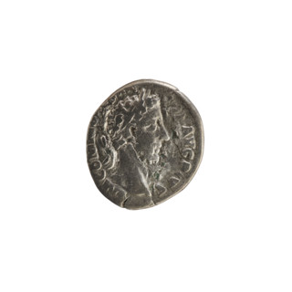 denarius, Commodus (161–192; Roman emperor 177–192); obverse: Emperor's head right with laurel