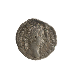 Denarius of Commodus (reigned 177–192). Obverse: laureate bust of the emperor right; legend M COMM
