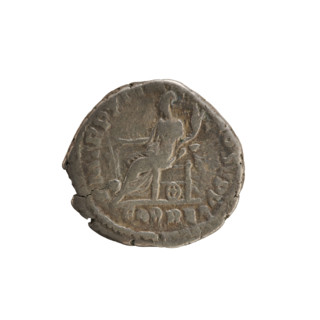 Denarius of Commodus (161–192 CE). Obverse: laureate, right-facing bust of the emperor; legend M