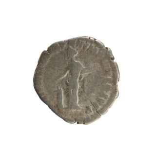 Denarius of Commodus (reign 177–192 CE). Silver coin; obverse legend M COMM AN FEL AVG BRI.
