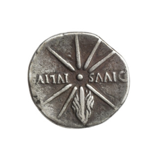 Denarius of Octavian Augustus (63 BC–14 AD), ca. 19–18 BC. Silver coin; weight 2.92 g; axis 180°.