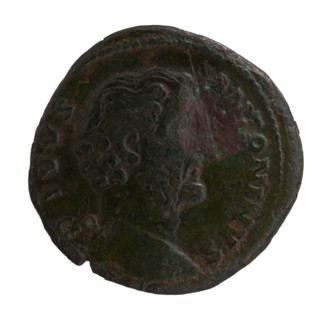 Sestertius, posthumous issues for Antoninus Pius (86–161; Roman emperor 138–161), Lucius Verus
