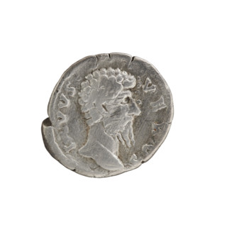 Denarius, Lucius Verus (130–169; Roman emperor 161–169), posthumous; issuer Marcus Aurelius