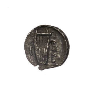 Diobol, Pantikapaion; obverse: head of Apollo right; reverse: lyre, inscription in two columns on