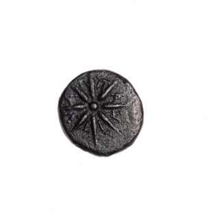 Bronze coin, Pantikapaion; obverse: tripod with cauldron, handles and lid; reverse: eight-pointed