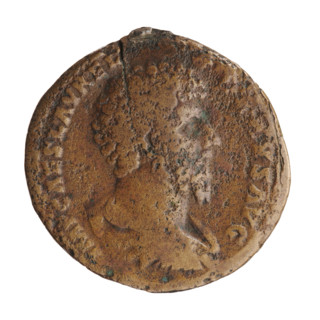 Sestertius (ear removed), Lucius Verus (130–169; Roman emperor 161–169), issuer Lucius Verus;