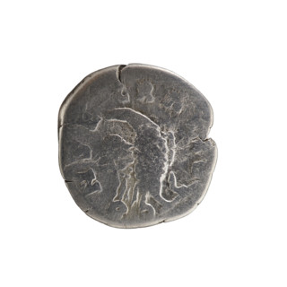 Denarius, Lucius Verus (130–169; Roman emperor 161–169), posthumous; issuer: Marcus Aurelius