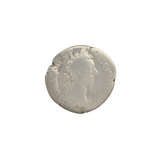 Denarius of Commodus (r. 177–192). Obverse: Head of Commodus in a laurel wreath facing right,