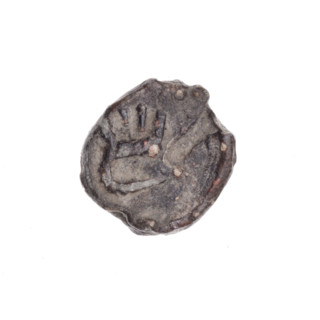 Fragment of a double-sided Drohiczyn seal. On one side an open hand with only four fingers visible.