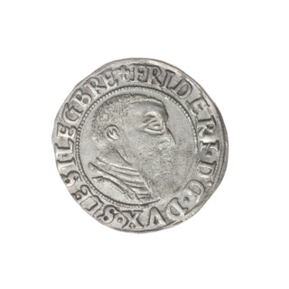 Obv. Male bust in armour turned right with beard and sideburns, in the rim between the pearly