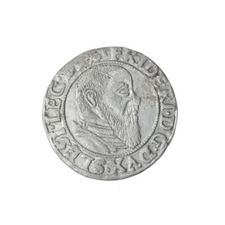 Obverse: male bust in armor turned right with a beard and sideburns; in the rim between pearly