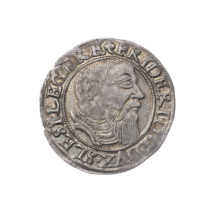 Obverse: Male bust in armour turned right with a beard and sideburns; in the rim between the pearly