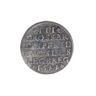 Male bust in armour turned right, with a beard and sideburns; rim with a pearl border and an