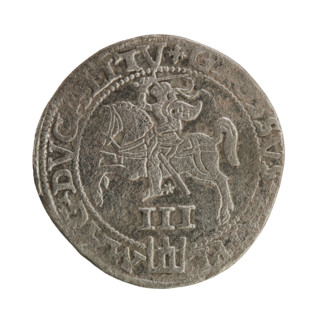 Lithuanian trojak, Sigismund II Augustus (King of Poland; 1520–1572). Obverse: crowned male bust in