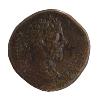Sestertius of Marcus Aurelius (121–180; Roman emperor 161–180). Obverse: Head of Marcus Aurelius in