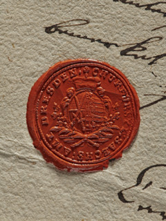 Circular wax impression of the seal of the office of the Elector of Saxony in Dresden. In the field