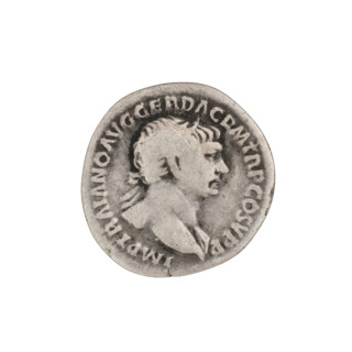 Denarius depicting Fides (personification of Fidelity), baskets, bowls, laurel wreaths, heads.