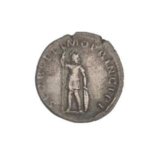 Denarius, Trajan (53–117 CE; Roman emperor 98–117). Obverse: head of Trajan to the right, wearing a