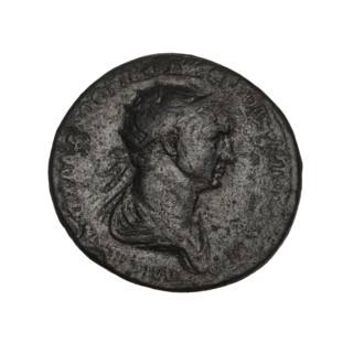 Dupondius, Trajan (53–117; Roman emperor 98–117). Obverse: head of Trajan in radiant crown facing
