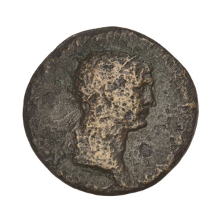 Dupondius of Trajan (53–117 CE; Roman emperor 98–117). Obverse: head of Trajan in a radiate crown;