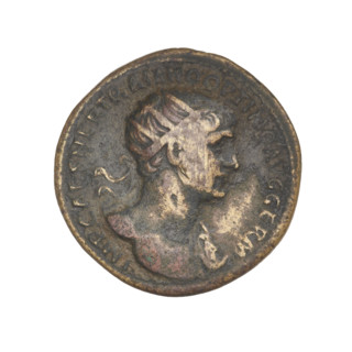 Trajan (53–117; Roman Emperor 98–117). Silver coin (weight 7.70 g), 114–117. Obverse: head of