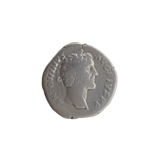 Denarius, Antoninus Pius (86–161; Roman emperor 138–161), issuer: Antoninus Pius — obverse: head of