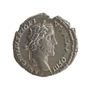 Denarius of Antoninus Pius (reign 138–161 CE). Obverse: Head of Antoninus Pius in a laurel wreath
