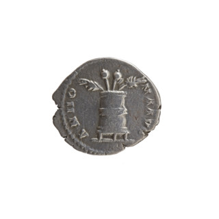 Denarius of Antoninus Pius (86–161; Roman Emperor 138–161), obverse: head of Antoninus Pius in a