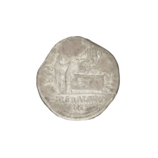 Denarius; Hadrian (76–138; Roman emperor 117–138). Obverse: bust of Hadrian facing right, laurel