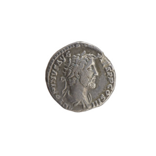 Denarius, Antoninus Pius (86–161; Roman Emperor 138–161) — issuer; personifications: Victoria.