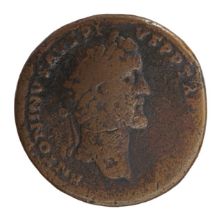 Sestertius of Antoninus Pius (86–161; Roman emperor 138–161). Obverse: head of Antoninus Pius in a