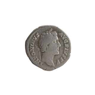 Denarius, Antoninus Pius (86–161; Roman emperor 138–161). Obverse: head of Antoninus Pius in a
