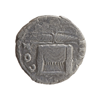 Denarius, Antoninus Pius (86–161; Roman emperor 138–161) — obverse: head of Antoninus Pius in a