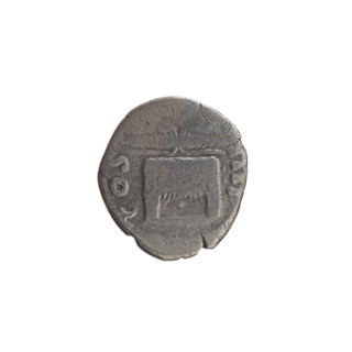 Denarius of Antoninus Pius (86–161; Roman emperor 138–161). Obverse: head of Antoninus Pius in a