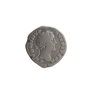 Denarius of Antoninus Pius (86–161; Roman emperor 138–161). Obverse: head of the emperor in a